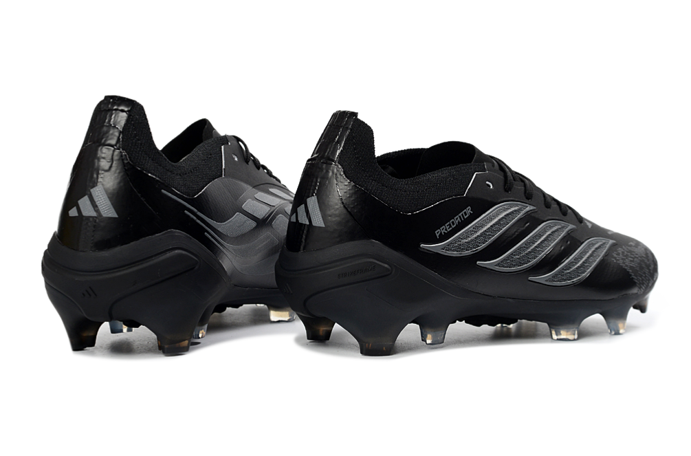 Adidas 26 Predator AG